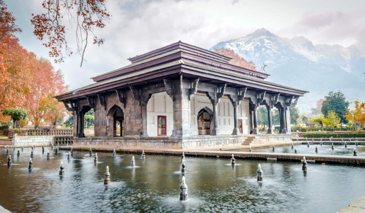  Arrival in Srinagar |Srinagar Sightseeing and Mughal Gardens|Gulmarg Excursion|Pahalgam Exploration|Relaxation and Shopping in Srinagar|Departure ||||||||||||||||||||||||||||||||||||||||||||||||||||||||||||||||||||||||||||||||||||||||||||||